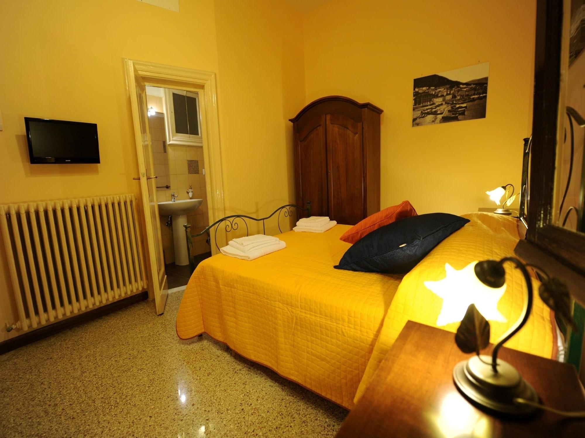 Barone Bed And Breakfast Салерно Экстерьер фото